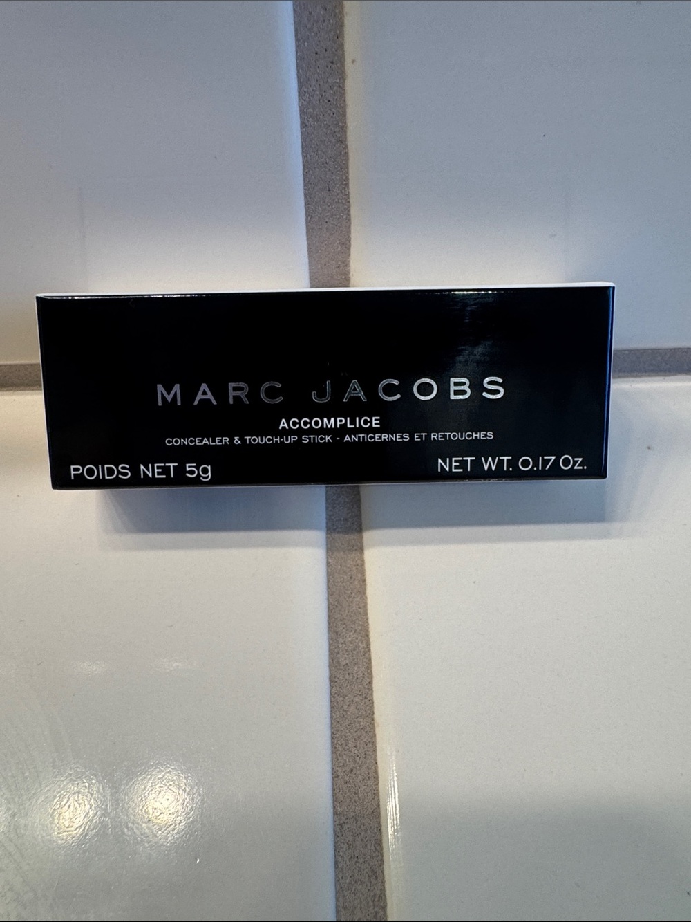 Marc Jacobs Accomplice Concealer & Touch-Up Stick - Black
